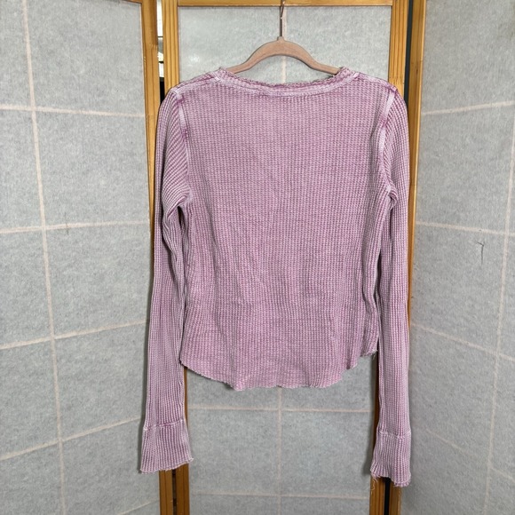 Free People FP One Colt Thermal Top Womens M‎ Pink Henley Waffle Knit Shirt Boho - Picture 5 of 7